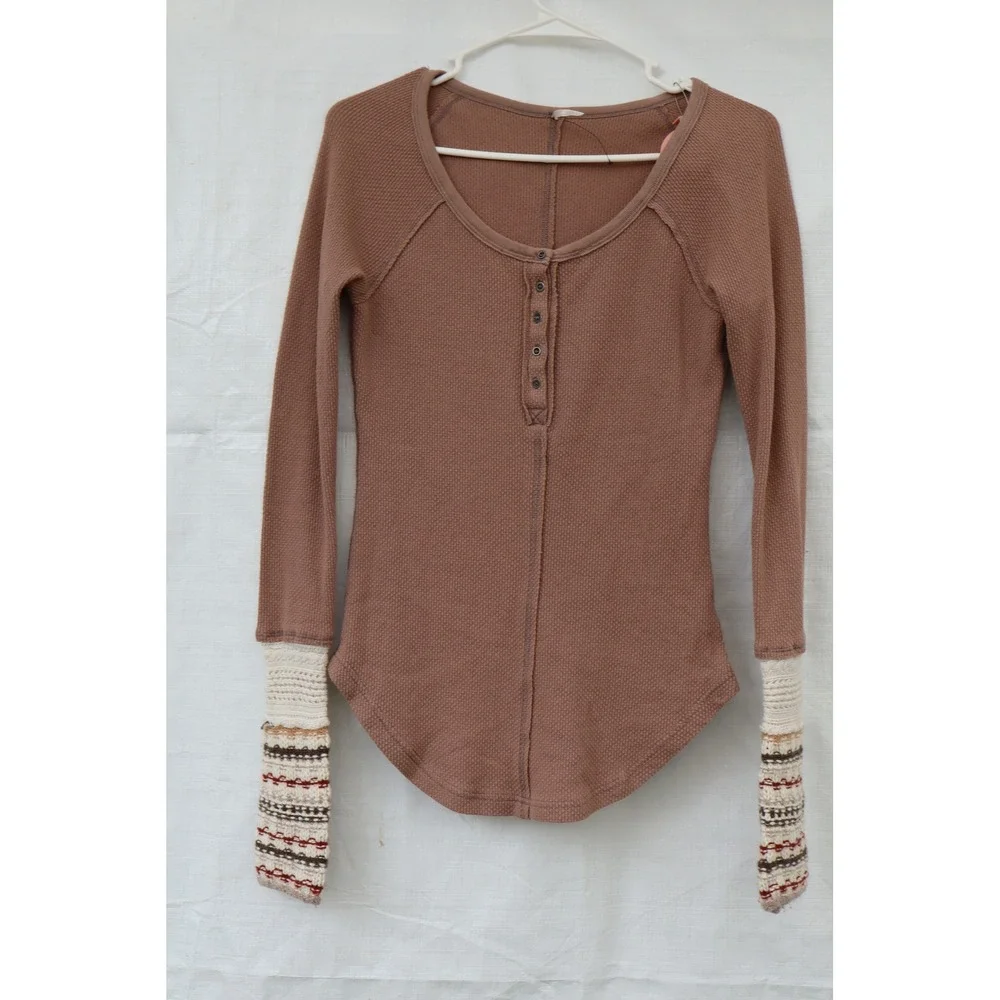 Free People Sunset Park Thermal Henley Mauve Brown Crochet‎ Cuff Women Top Small
